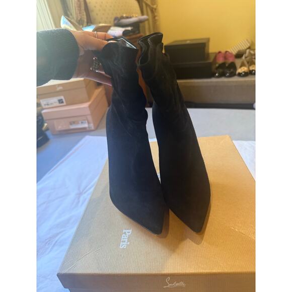 Christian Louboutin Ishtar Booty 100 Black Suede Red Sole Stiletto Boots 37.5 - Picture 1 of 5